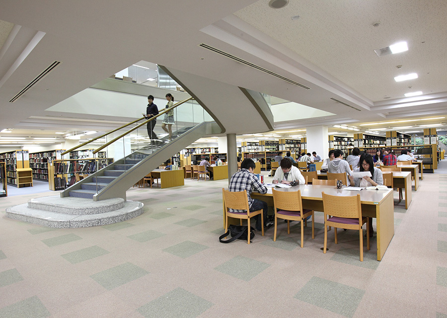 新設された図書館本館